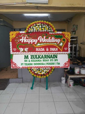 Papan Bunga di Pajang